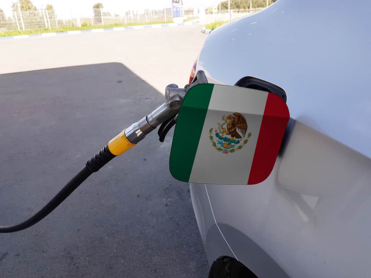 renting a car in mexico fuel